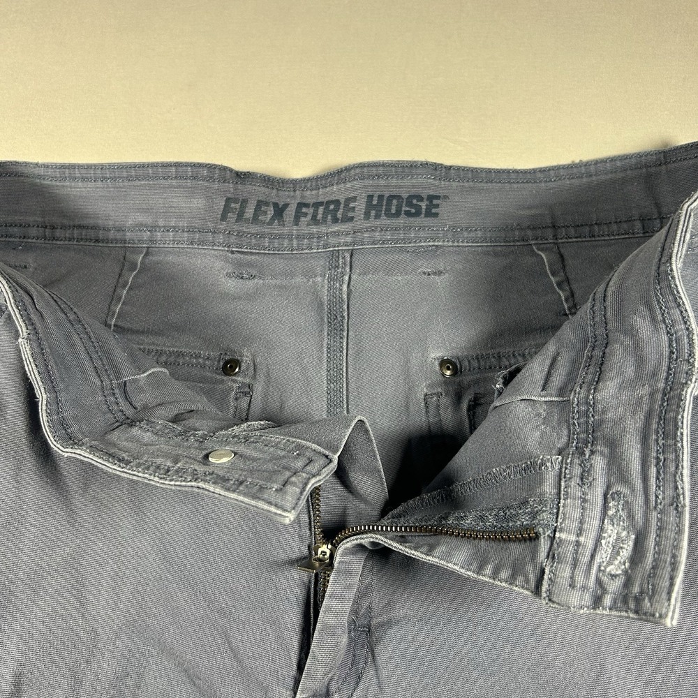 Duluth Trading Mens DuluthFlex Fire Hose Relaxed Fit Cargo Shorts 34 Gray 9in - Picture 3 of 7